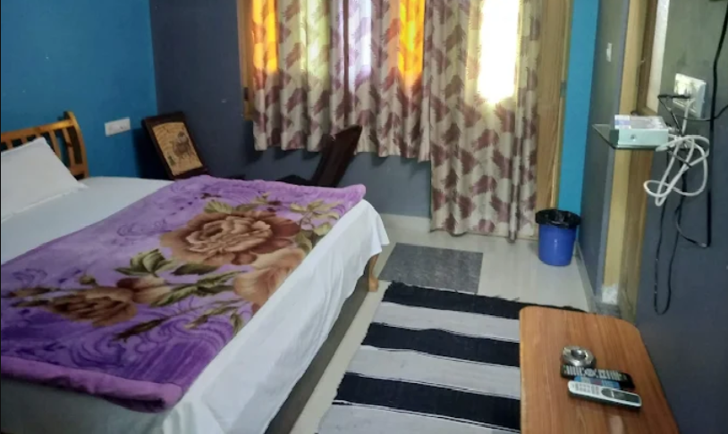 1 x Standard  AC Room
